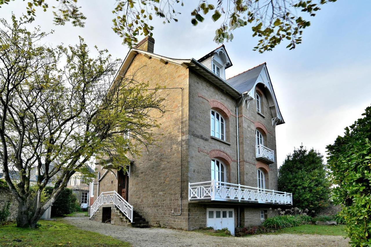 La Brise Cancalaise - Maison Typique Avec Vue Mer Cancale Luaran gambar